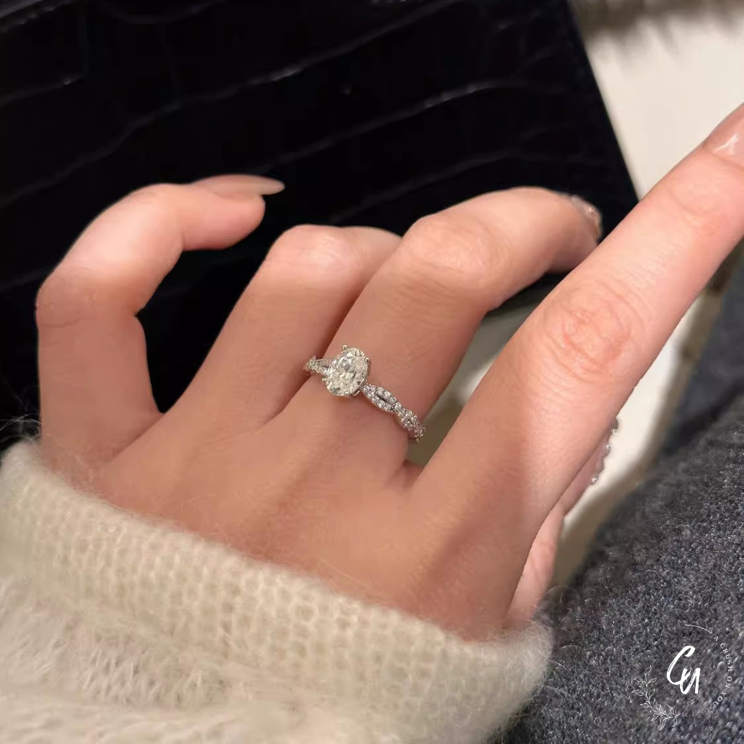 Brilliant Zircon Ring