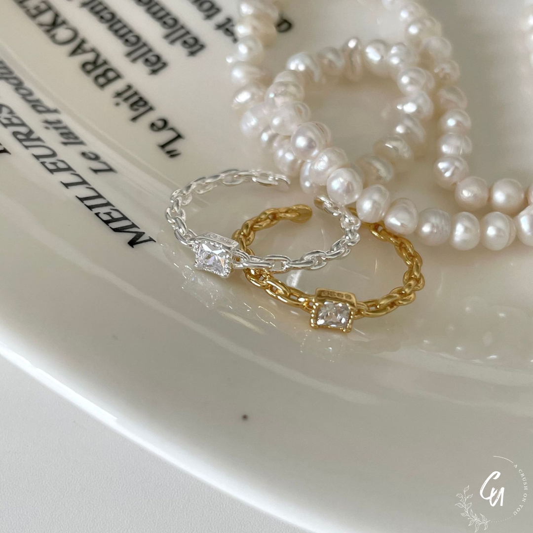 Chain Zircon Ring