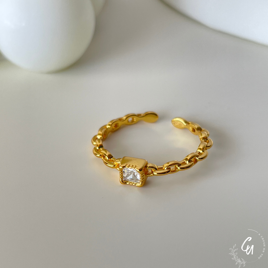 Chain Zircon Ring