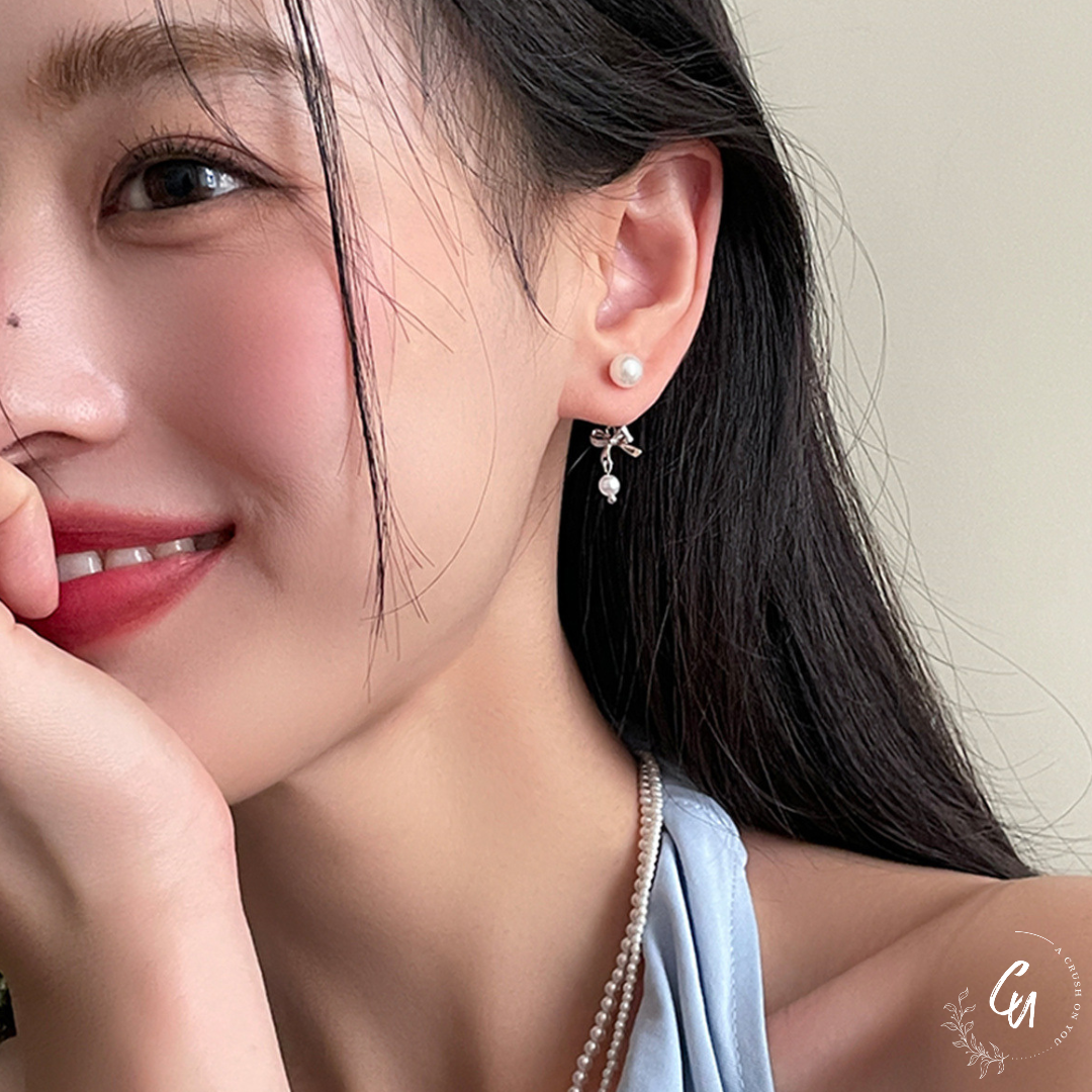 Double Pearl Ribbon Pierce