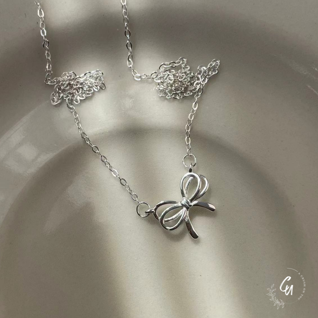 Double Ribbon Necklace