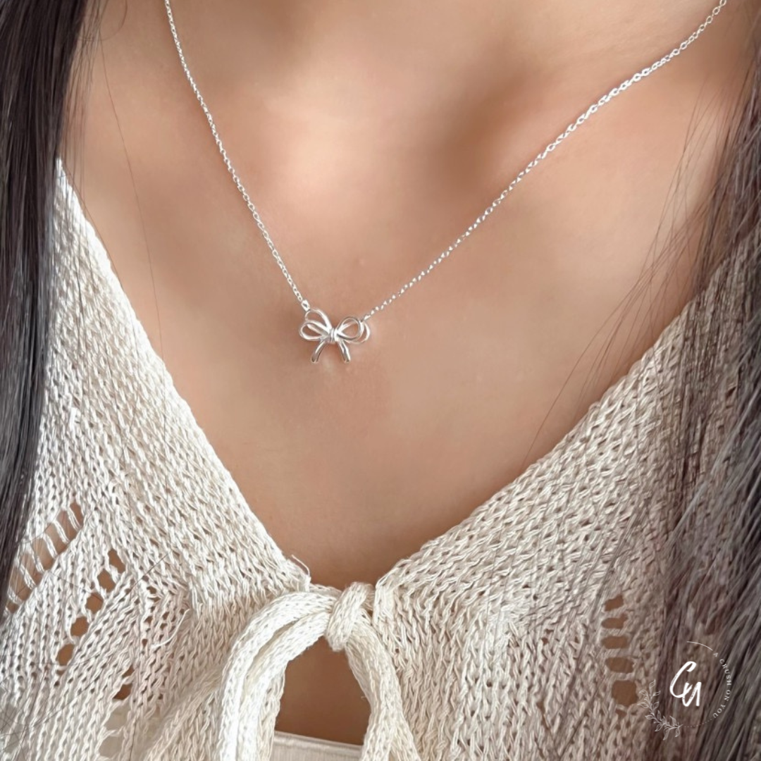 Double Ribbon Necklace