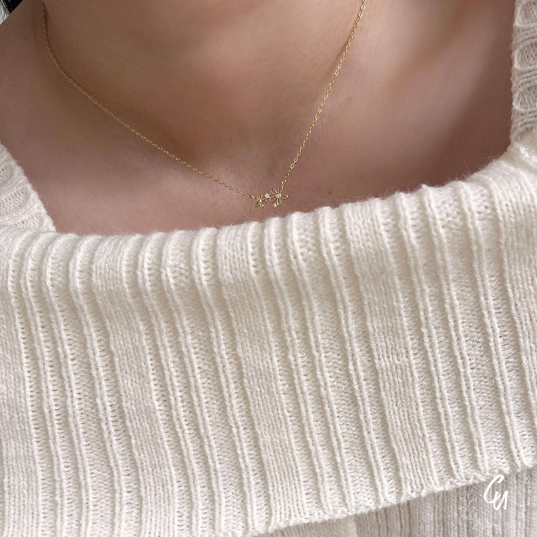 Flower Zircon Necklace