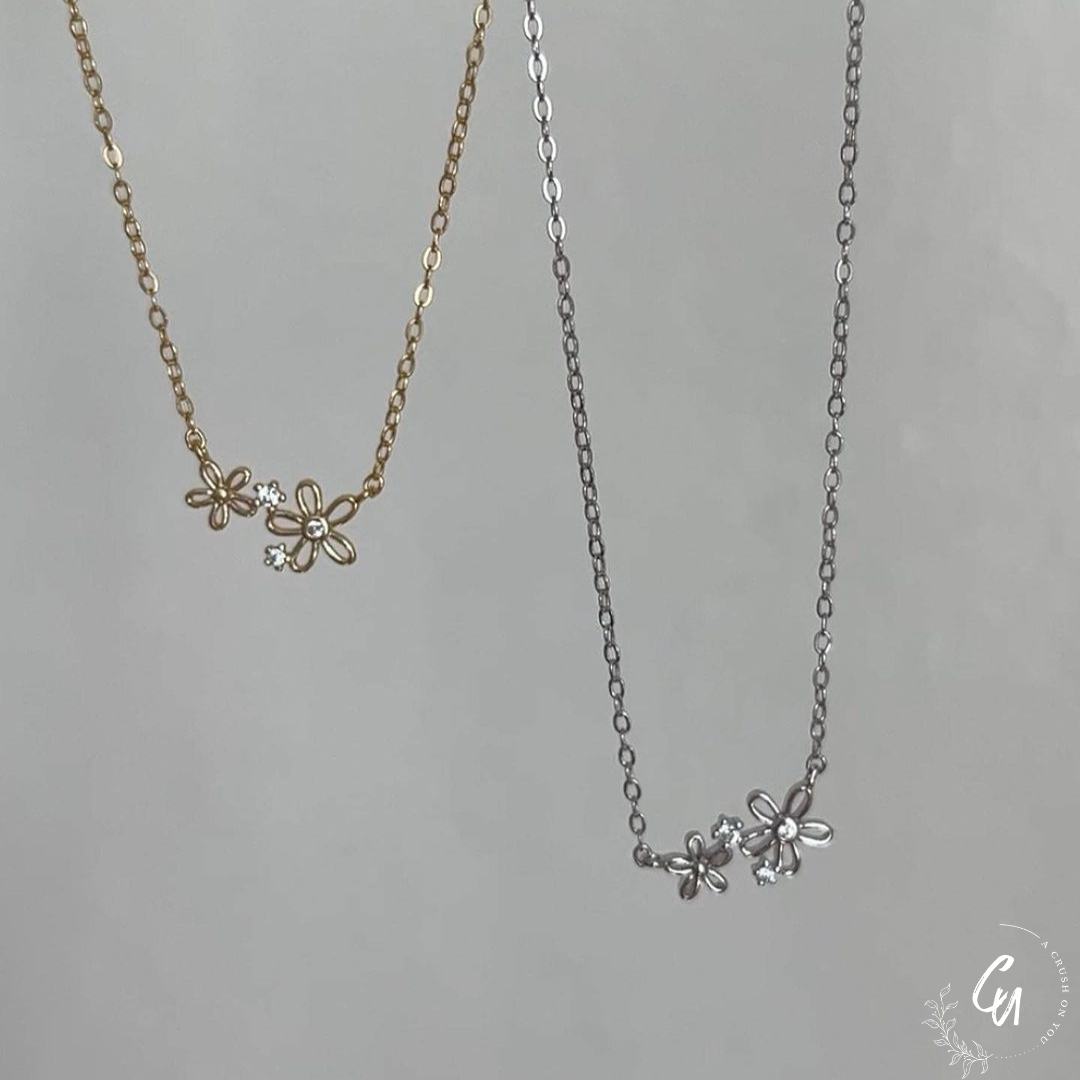 Flower Zircon Necklace