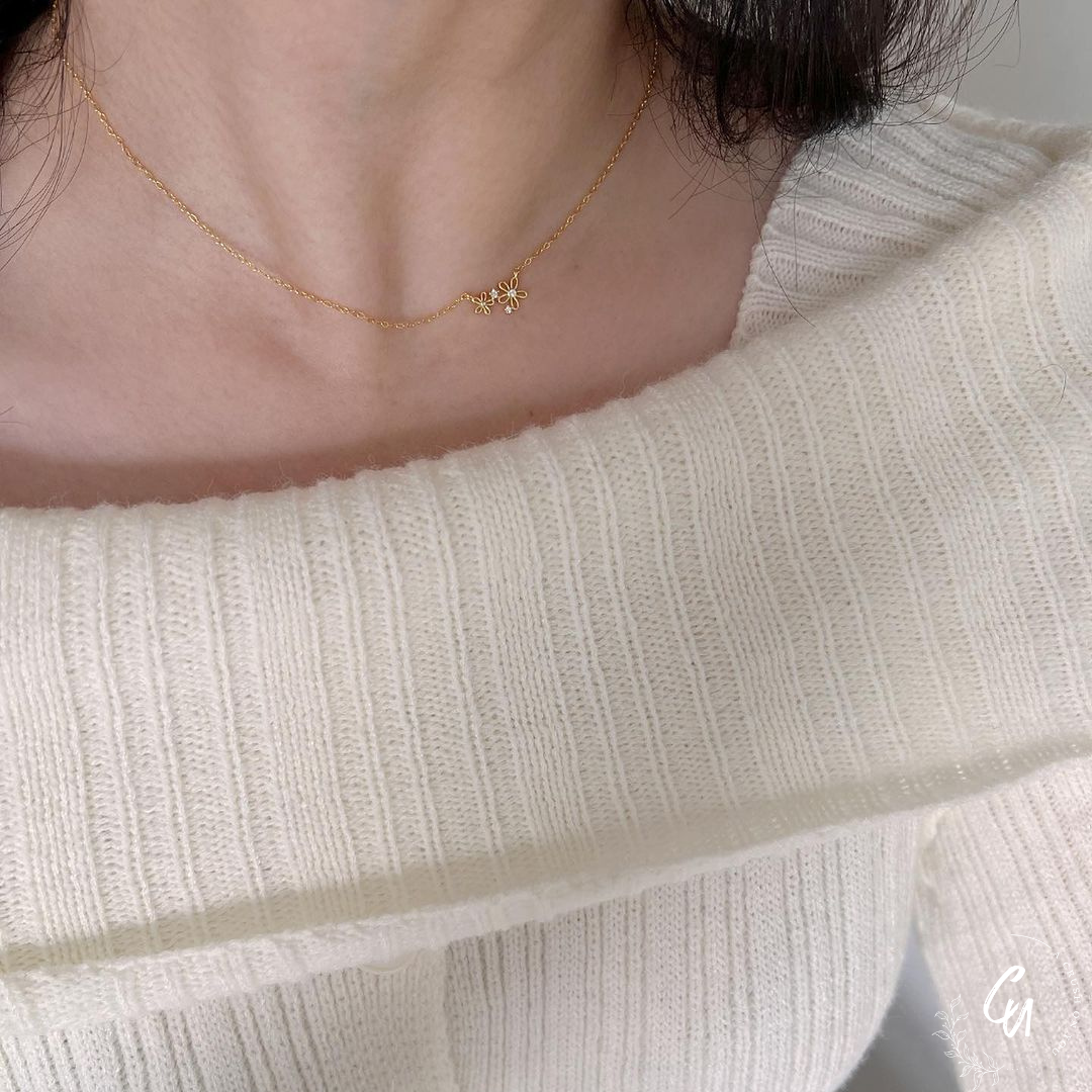 Flower Zircon Necklace