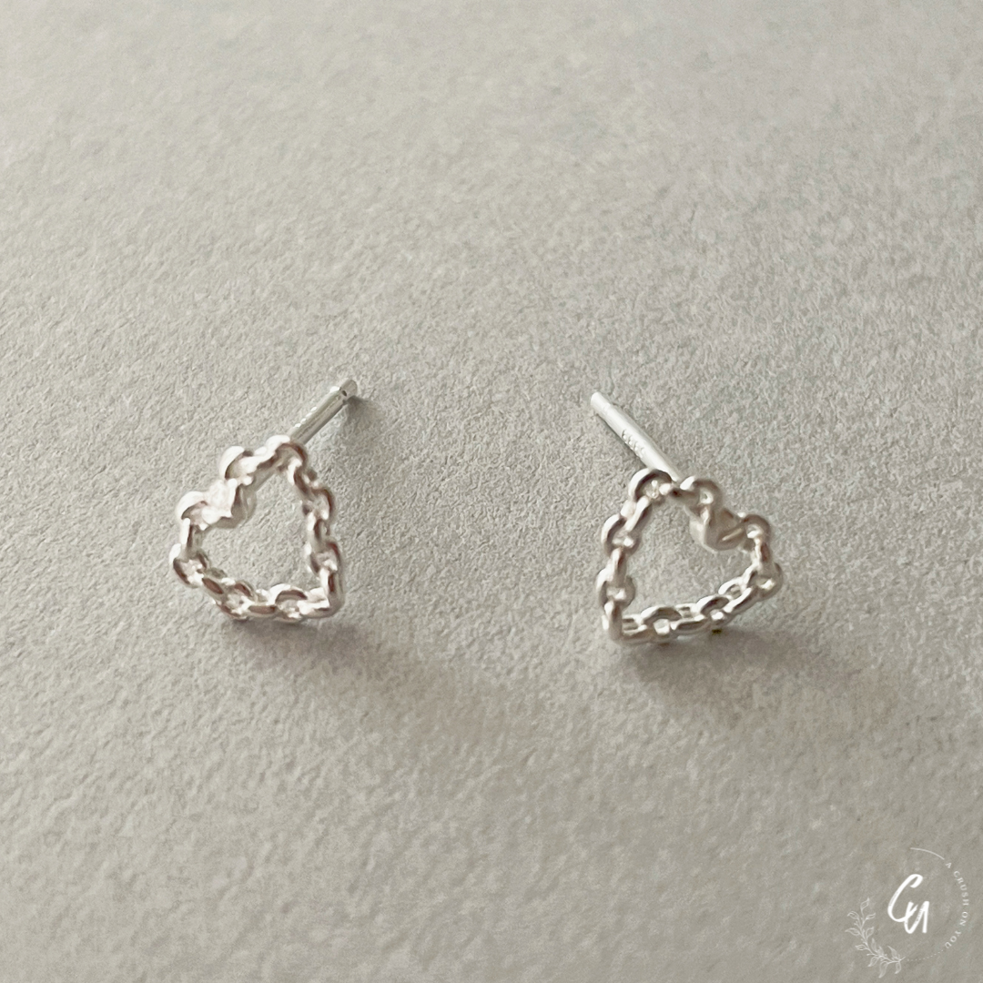 【12/26(木)〜再入荷】Heart Chain Pierce