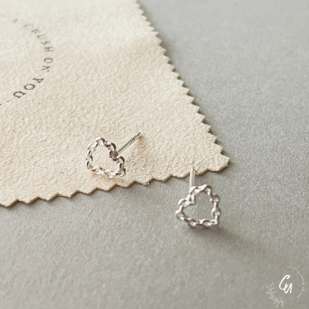 【12/26(木)〜再入荷】Heart Chain Pierce