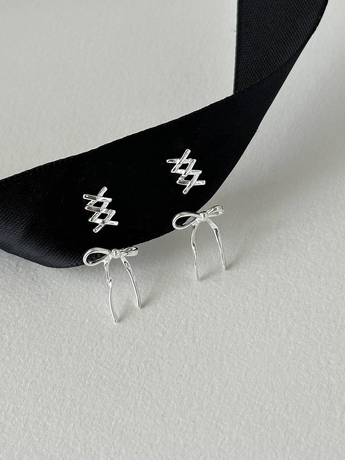 【7/22(火)〜再入荷】Butterfly Ribbon Pierce