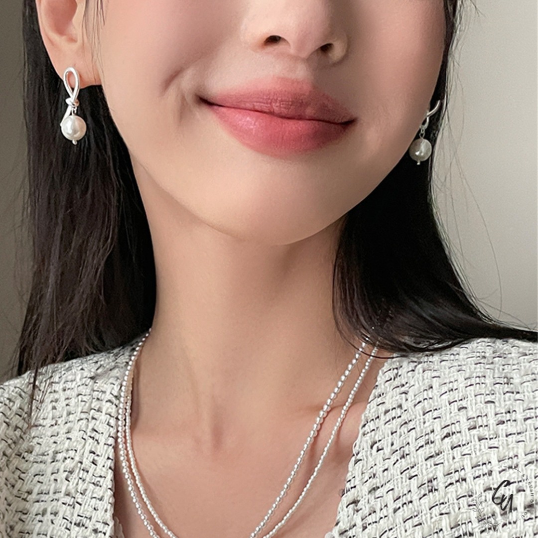 Knot-Line Pearl Pierce