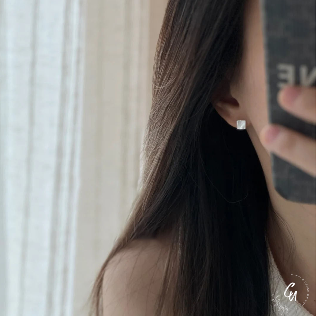 Matted Square Pierce