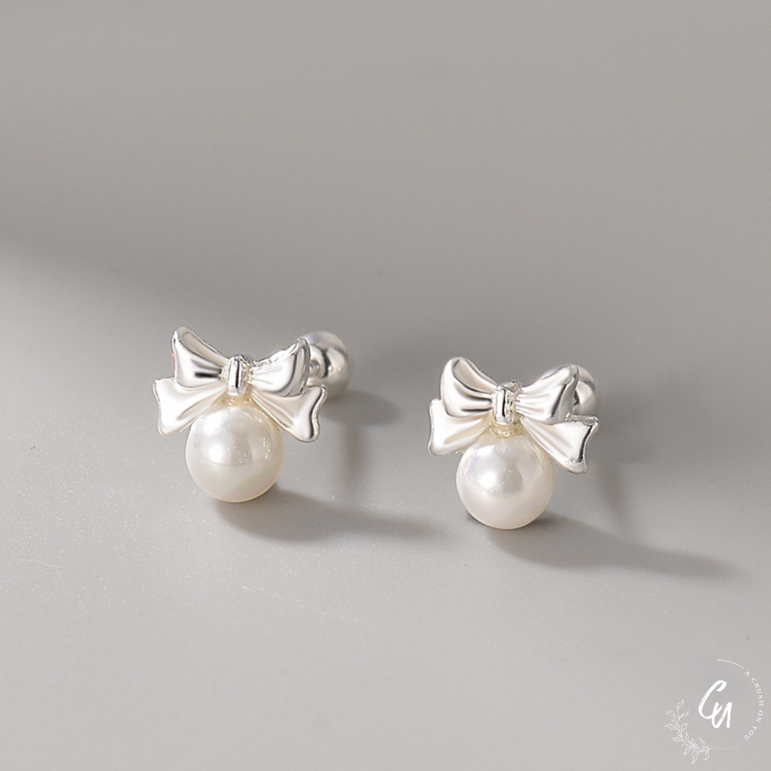 【7/22(火)〜再入荷】Mini Ribbon Pearl Pierce