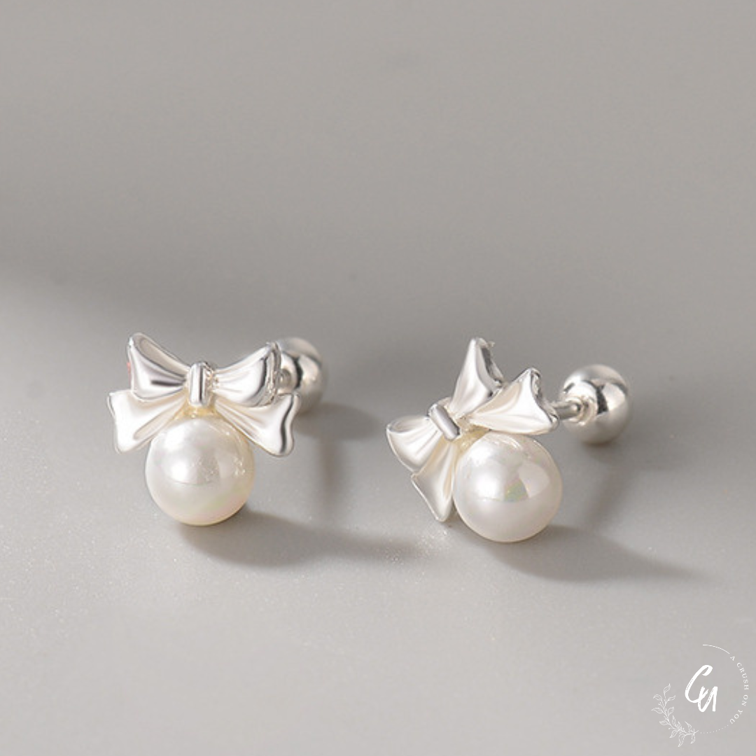 【7/22(火)〜再入荷】Mini Ribbon Pearl Pierce