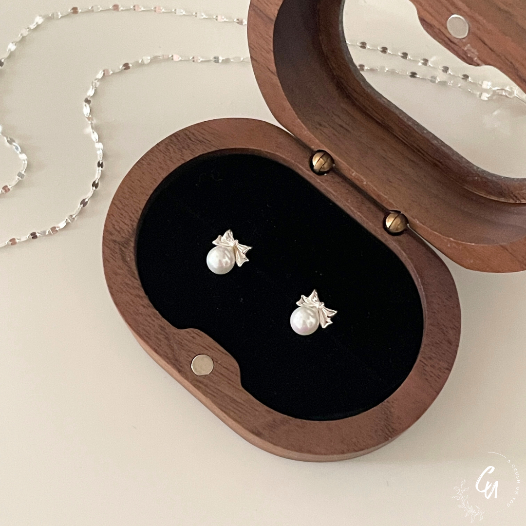 【7/22(火)〜再入荷】Mini Ribbon Pearl Pierce