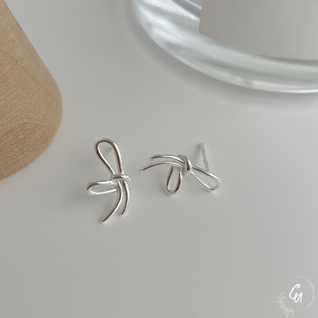 Nuance Bow Pierce