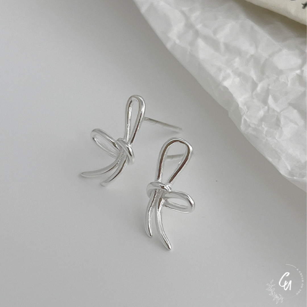 Nuance Bow Pierce