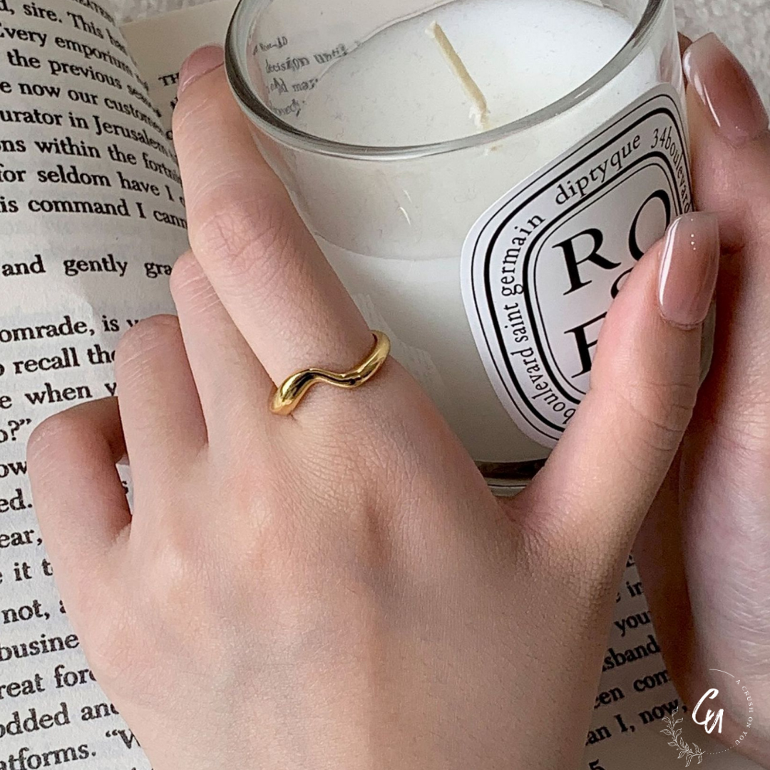Nuance Cross Ring
