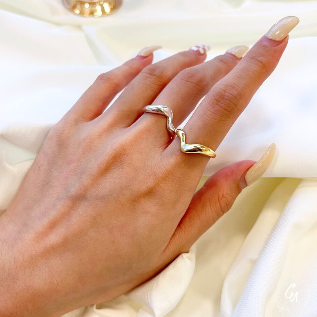 Nuance Cross Ring