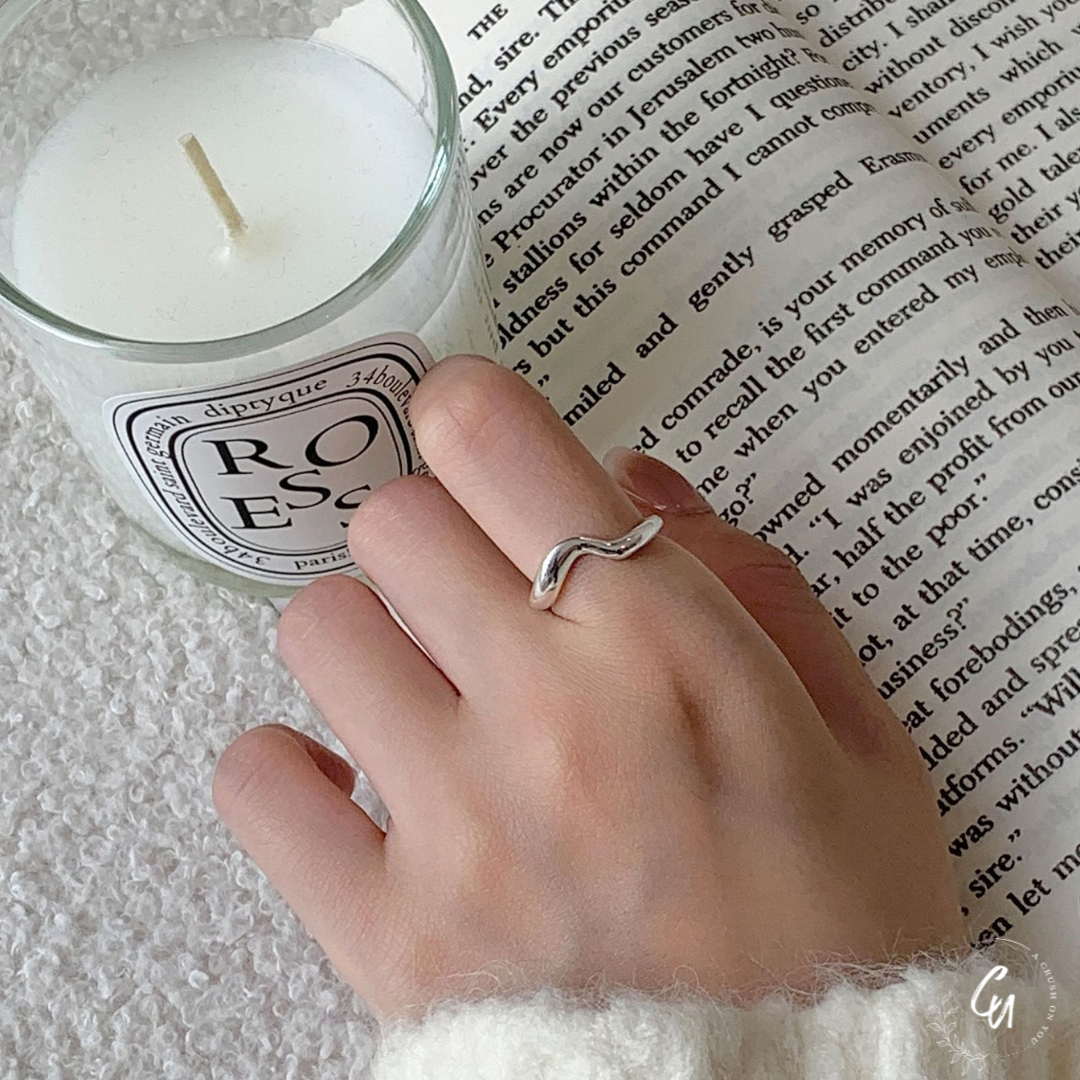 Nuance Cross Ring