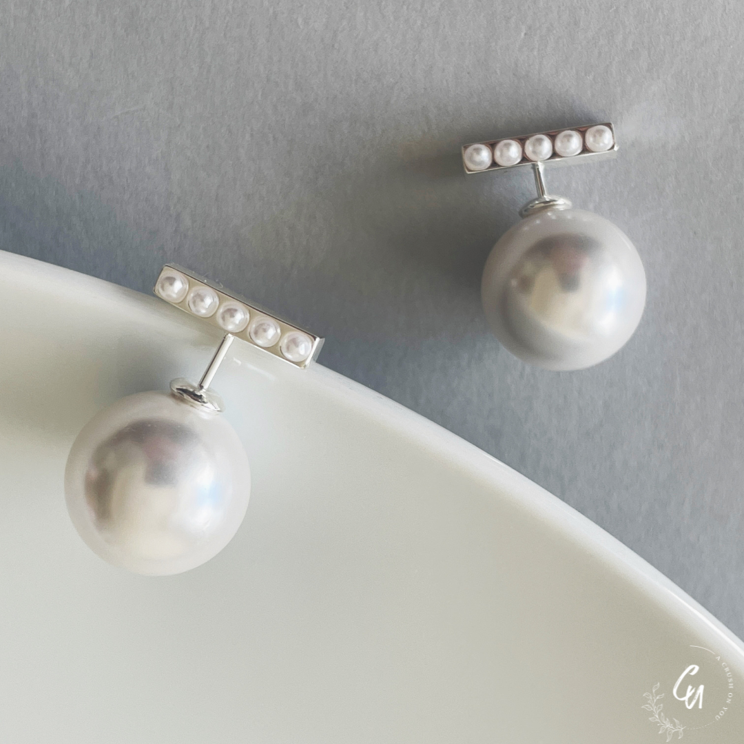 Pearl Bar Pierce