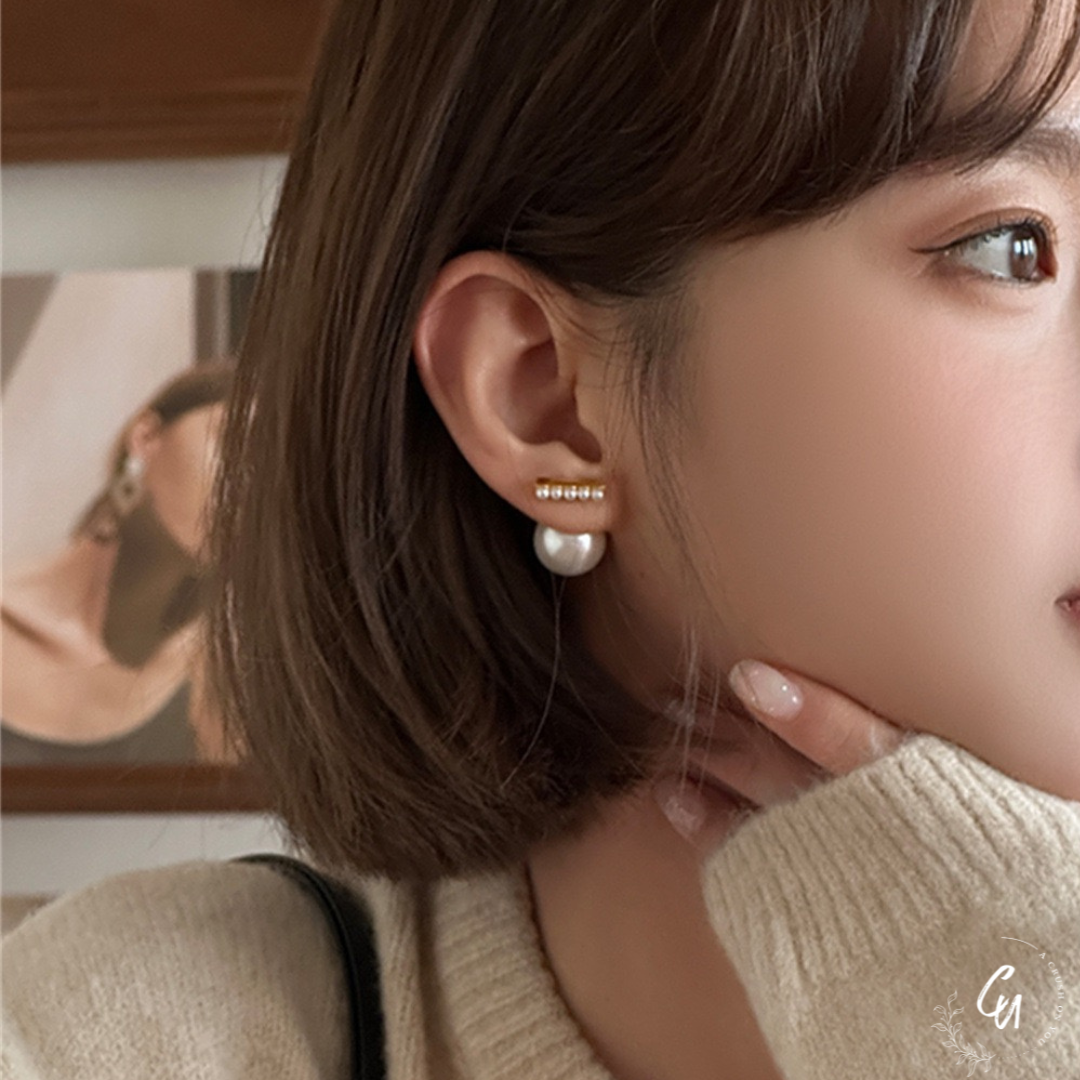 Pearl Bar Pierce