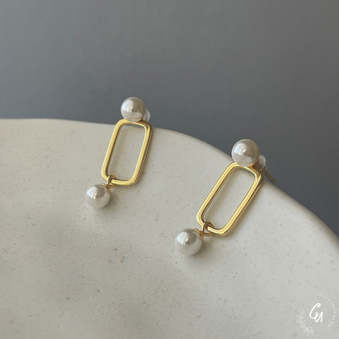 Pearl Square Pierce