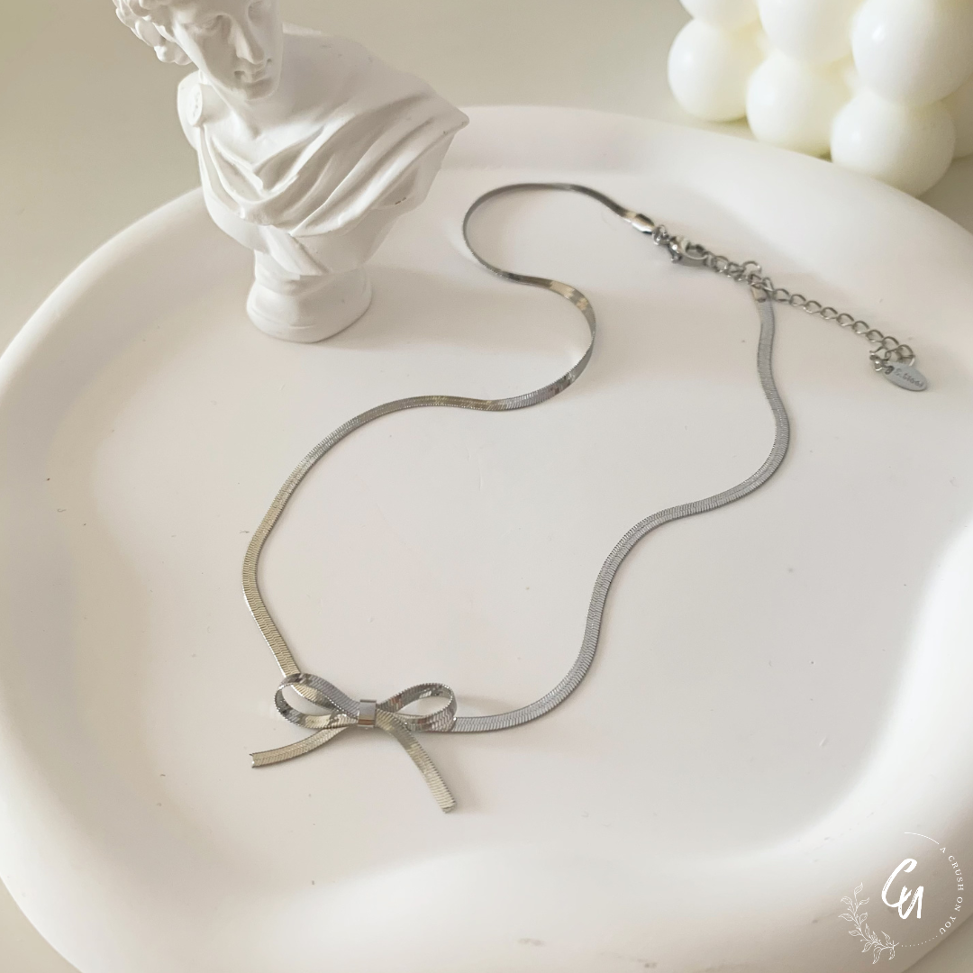 Ribbon Snake-chain Necklace