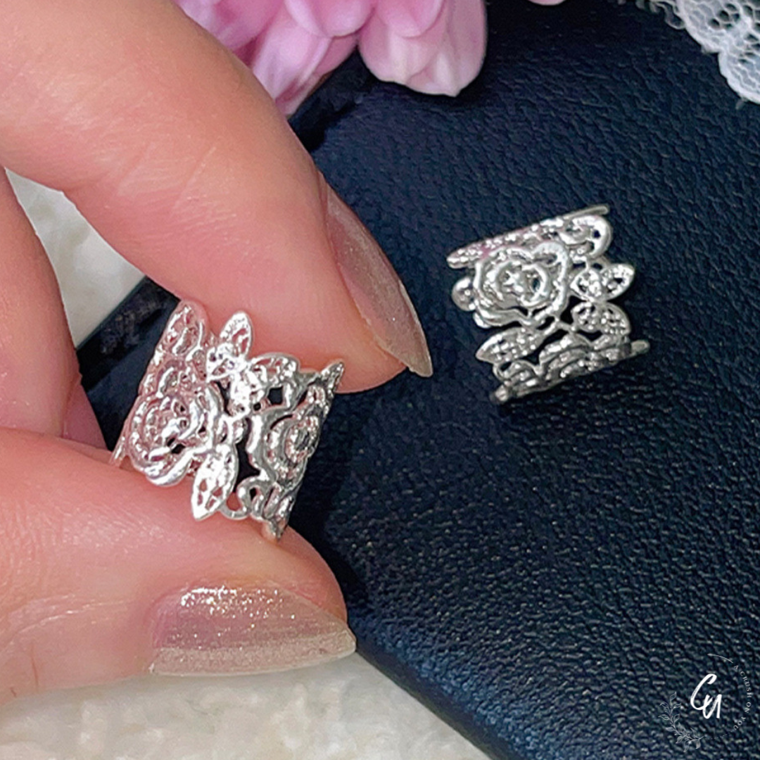 Rose Lace Earcuff