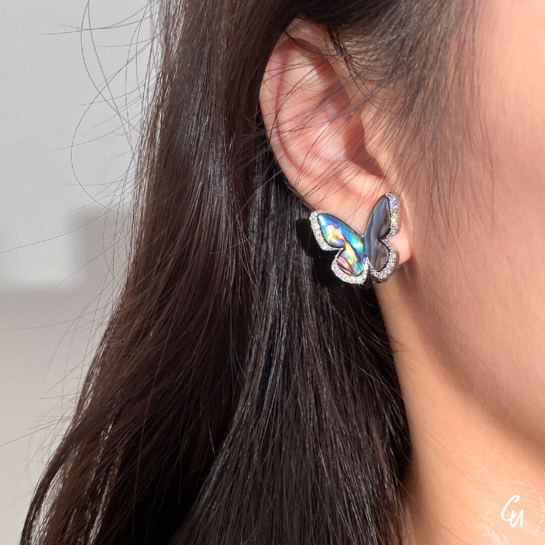 Shell Zircon Butterfly Pierce