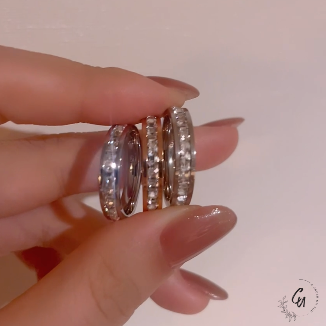 Shinny Zirconia Ring