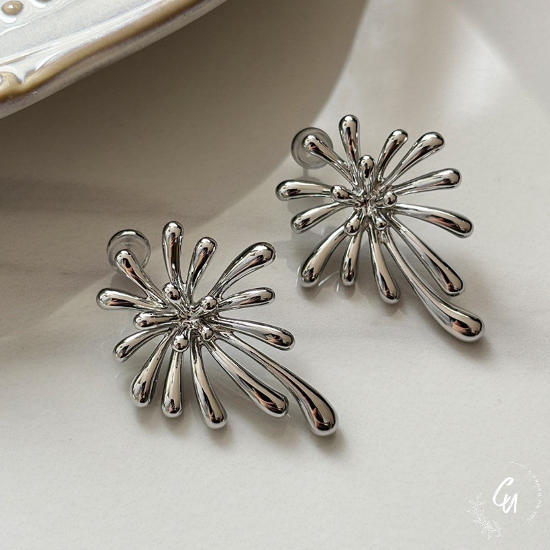 【7/22(火)〜NEW】Spark Bloom Pierce