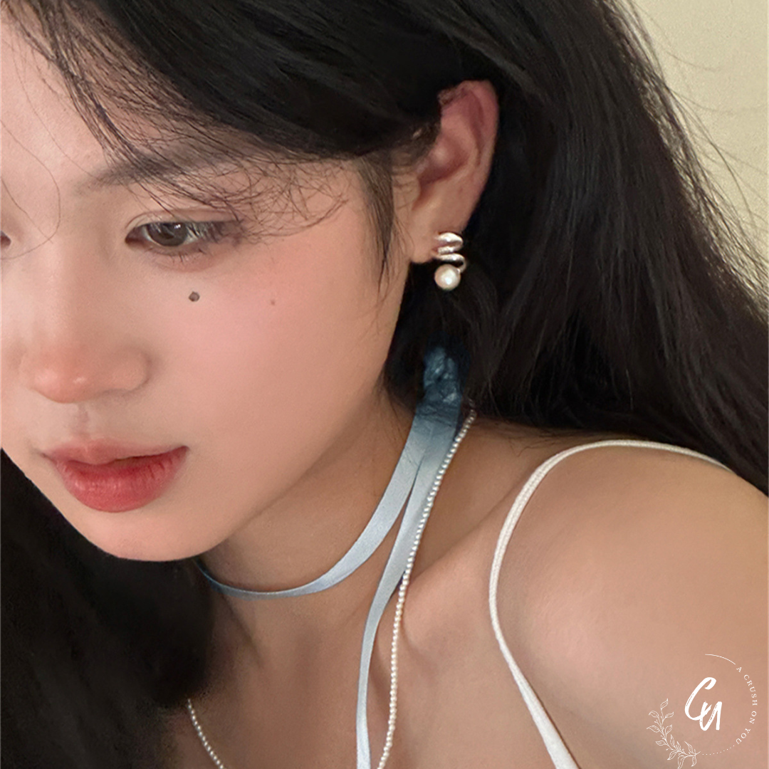 Spiral Line Pearl Pierce