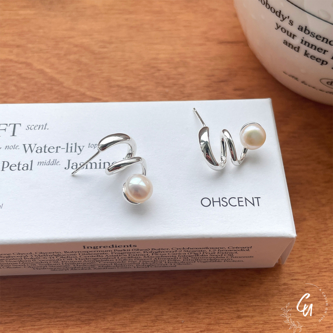 Spiral Line Pearl Pierce