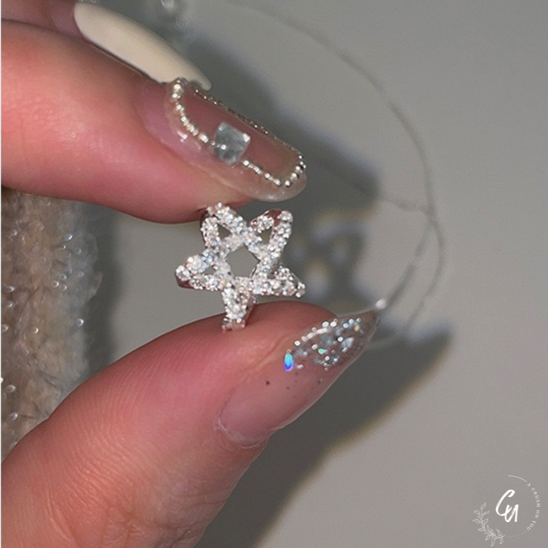 【8/17(日)〜再入荷)】Star Zircon Necklace