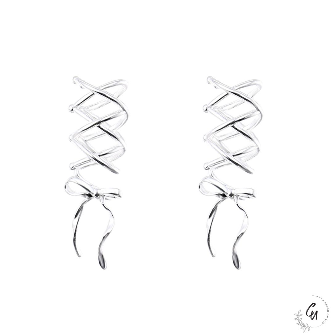 Tiny Ribbon Earcuff
