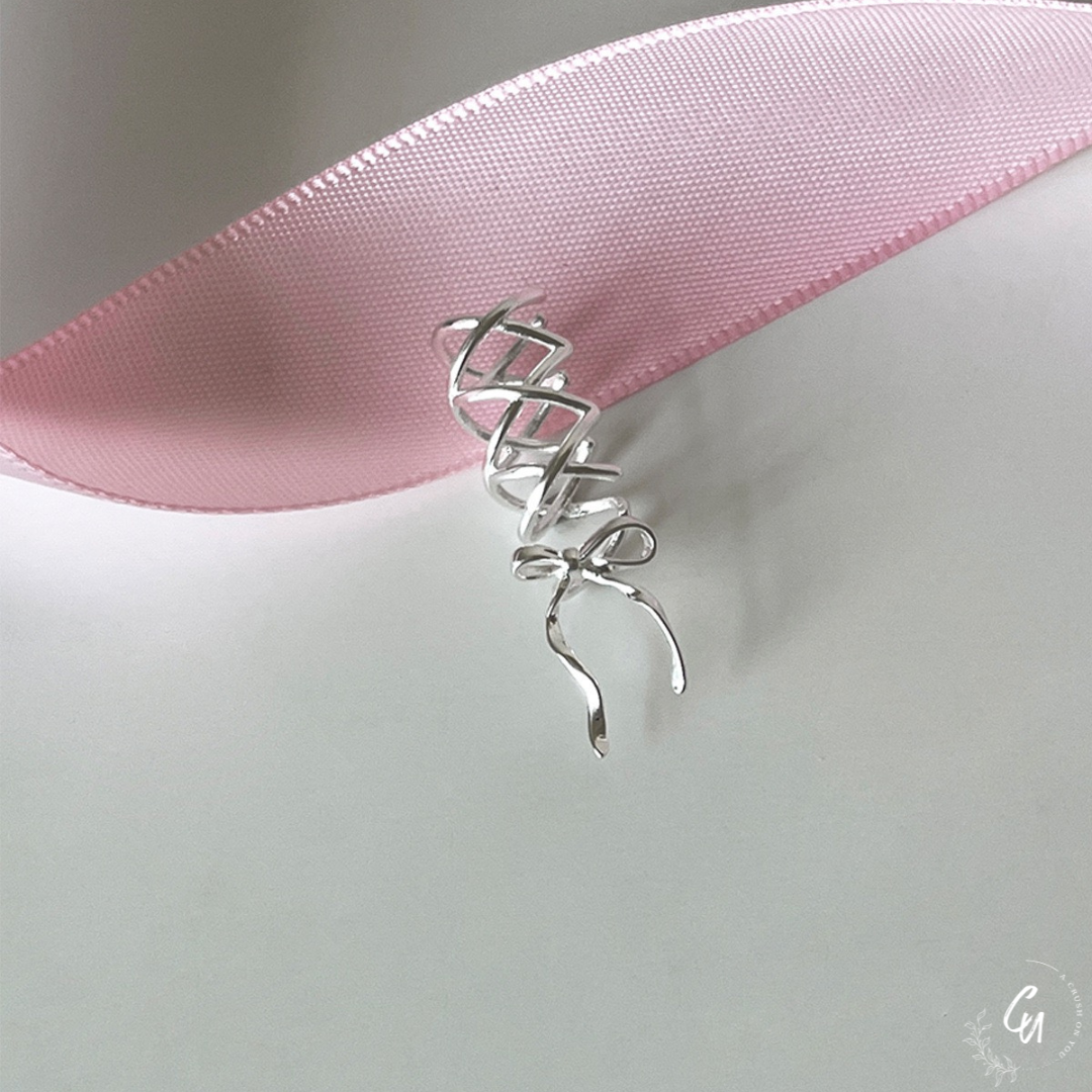 Tiny Ribbon Earcuff