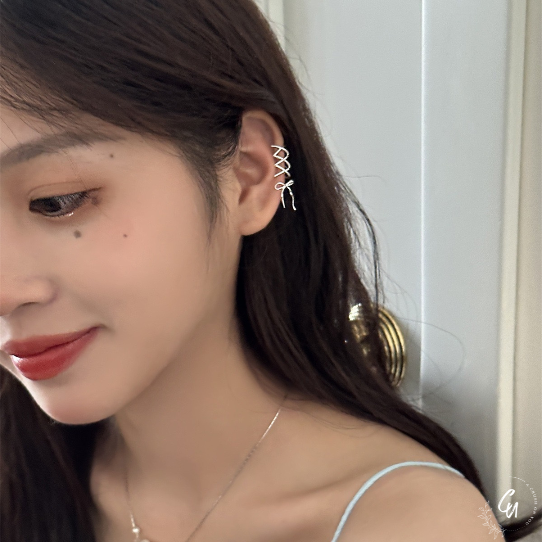 Tiny Ribbon Earcuff
