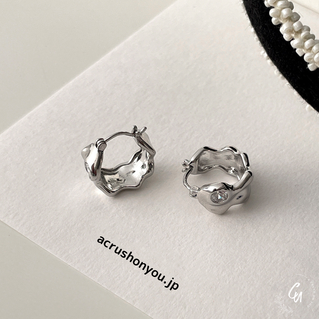 Wave Zircon Hoop Pierce