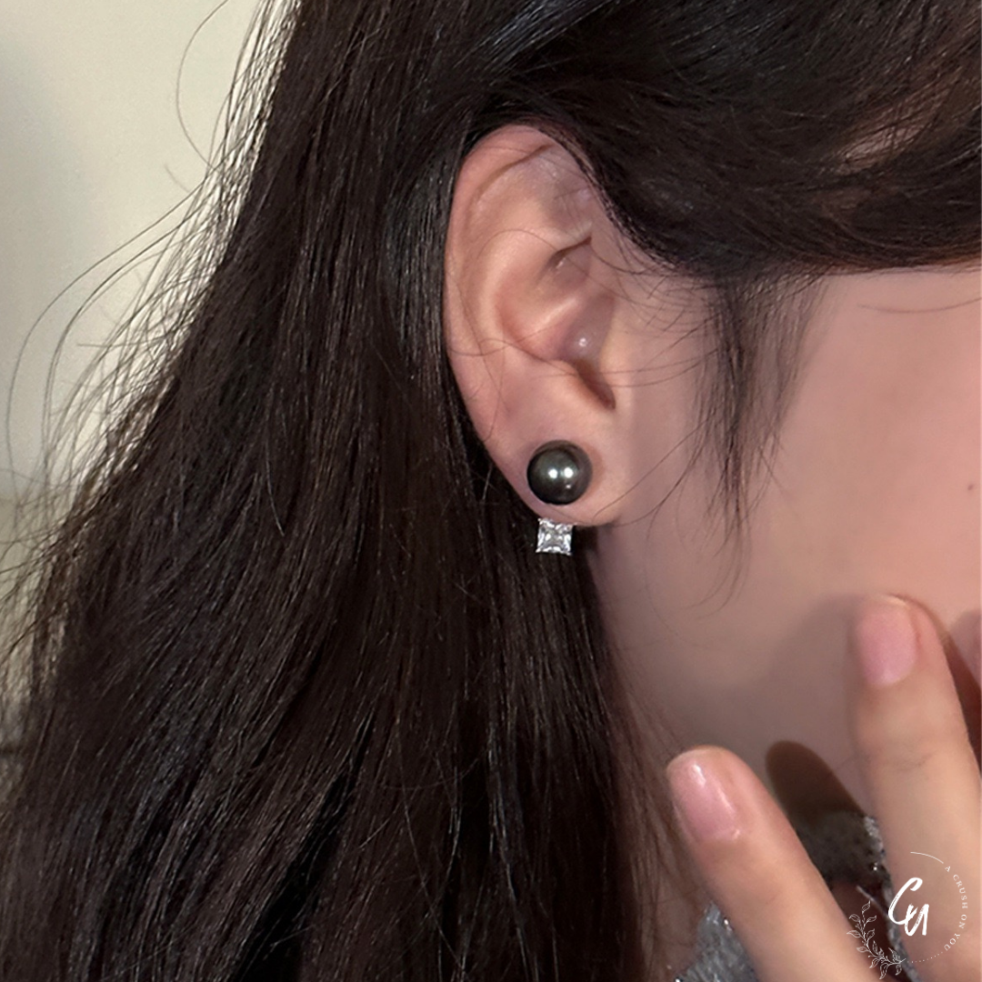 Pearl Zircon Pierce