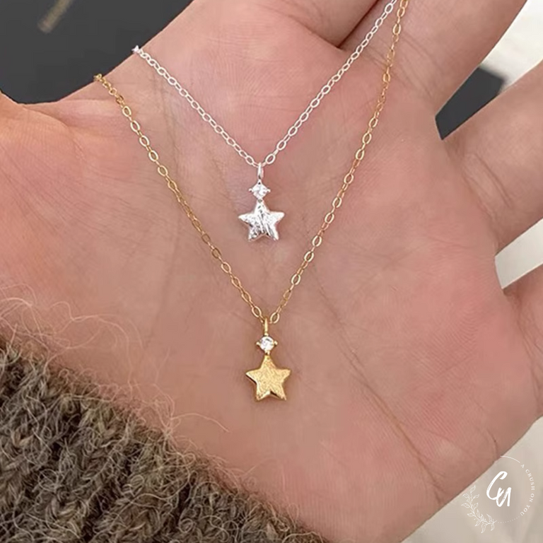 【8/17(日)〜再入荷】Zircon Star Necklace