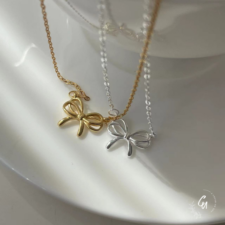 Double Ribbon Necklace