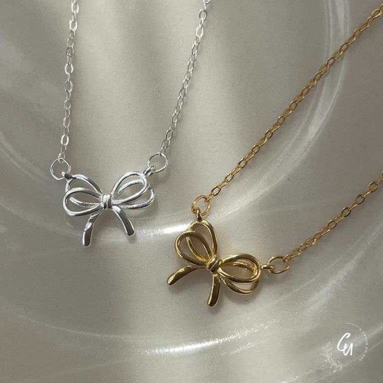 Double Ribbon Necklace