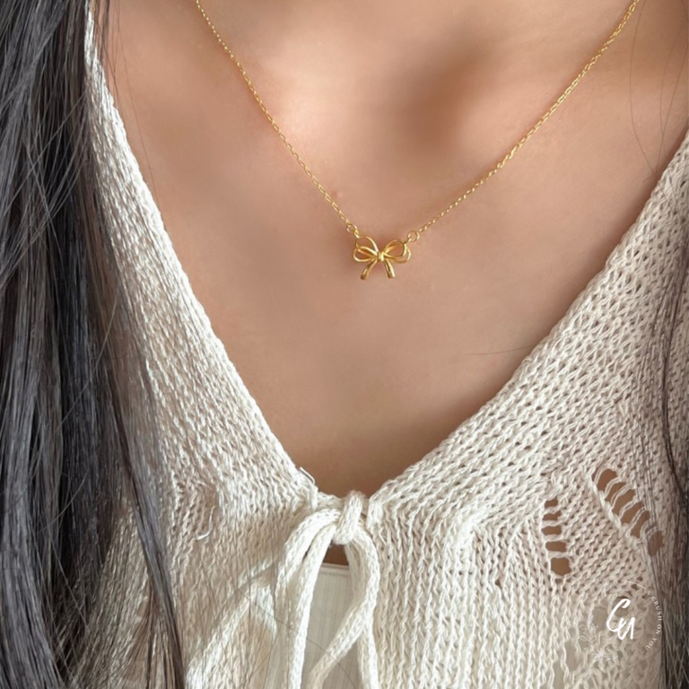 Double Ribbon Necklace