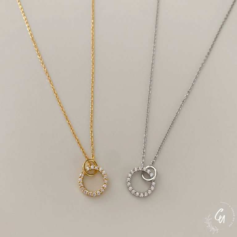Interlocking Rings Necklace