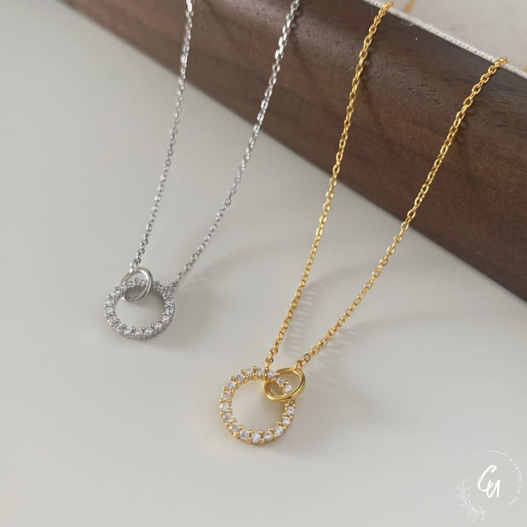 Interlocking Rings Necklace