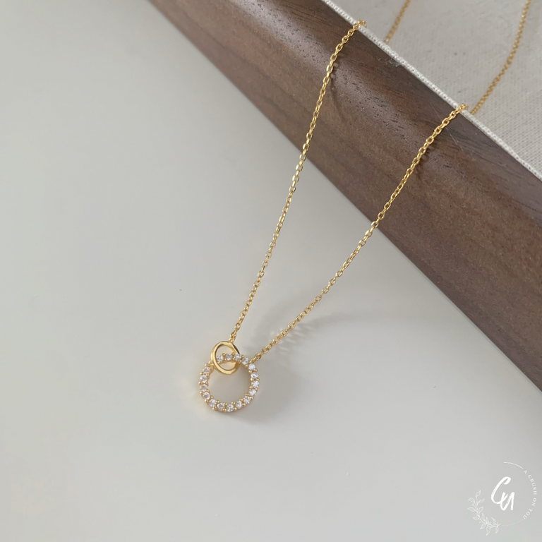 Interlocking Rings Necklace