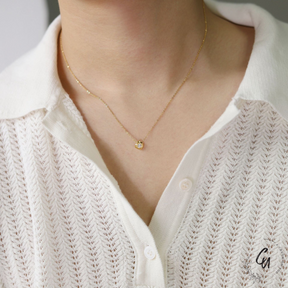 Irregular-shape Zirconia Necklace