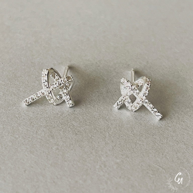 【7/22(火)〜再入荷】Knot Heart Pierce