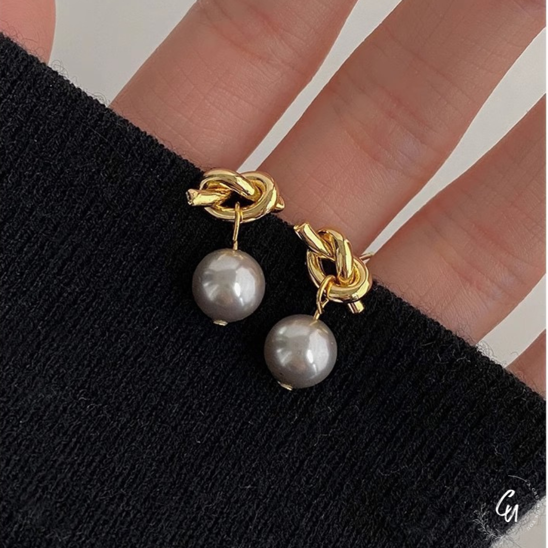 [Restock from 10/10 (Thu)] Knot Pearl Pierce