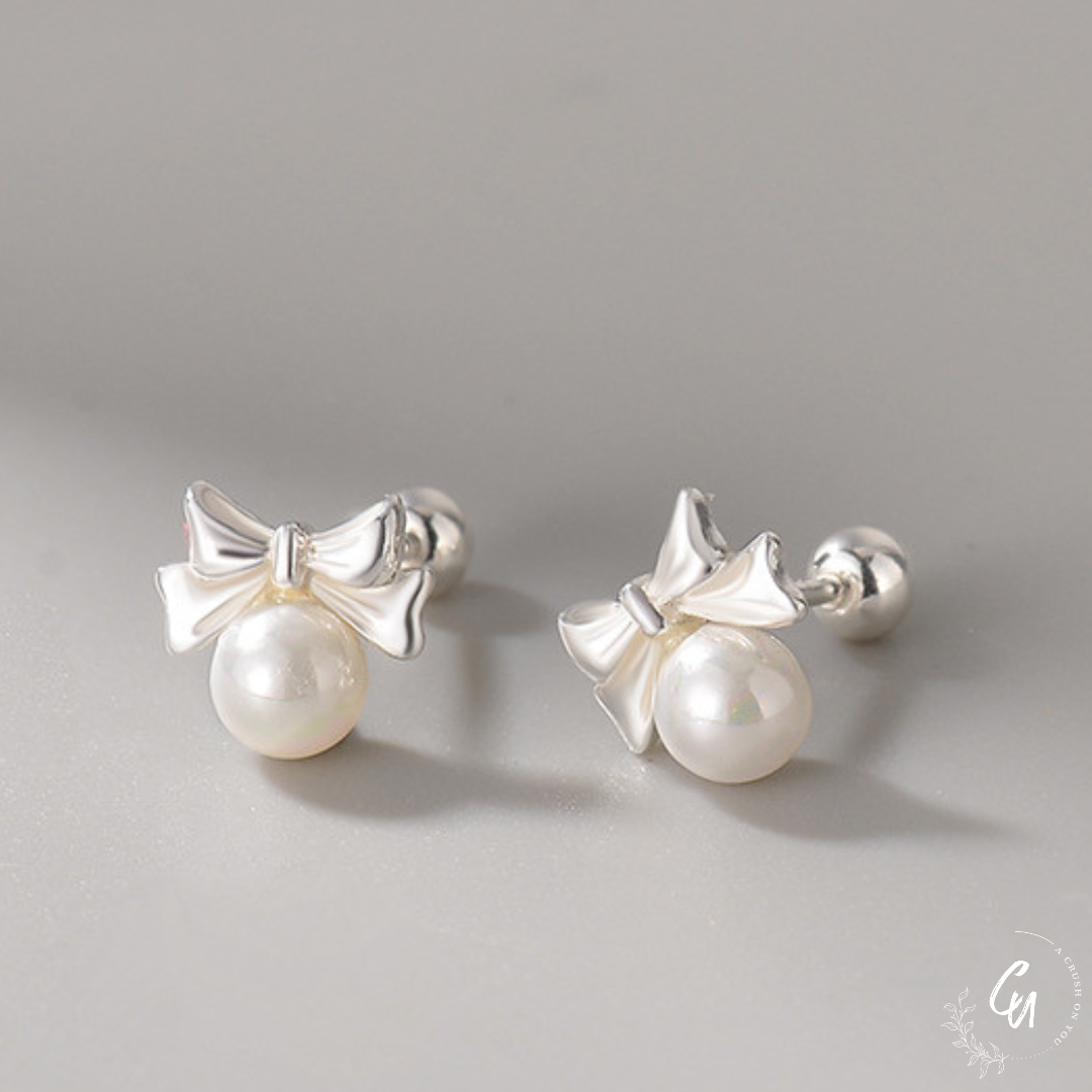 [7/26 (Fri) - NEW] Mini Ribbon Pearl Pierce