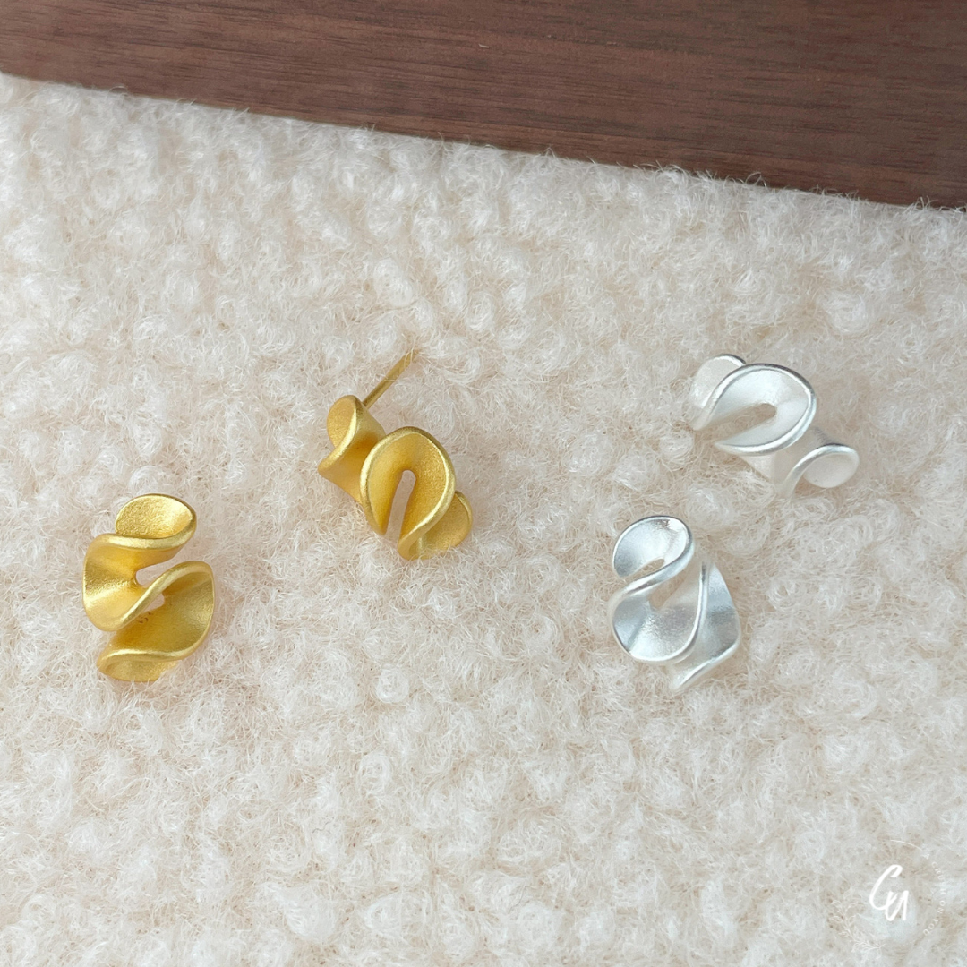 【1/15(水)〜NEW】Minimal Ruffle Pierce